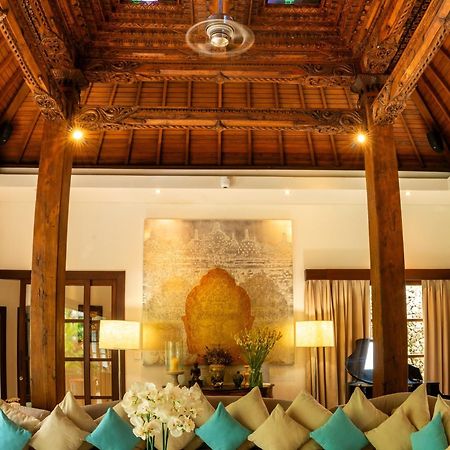 Lataliana Seminyak Villa Buitenkant foto