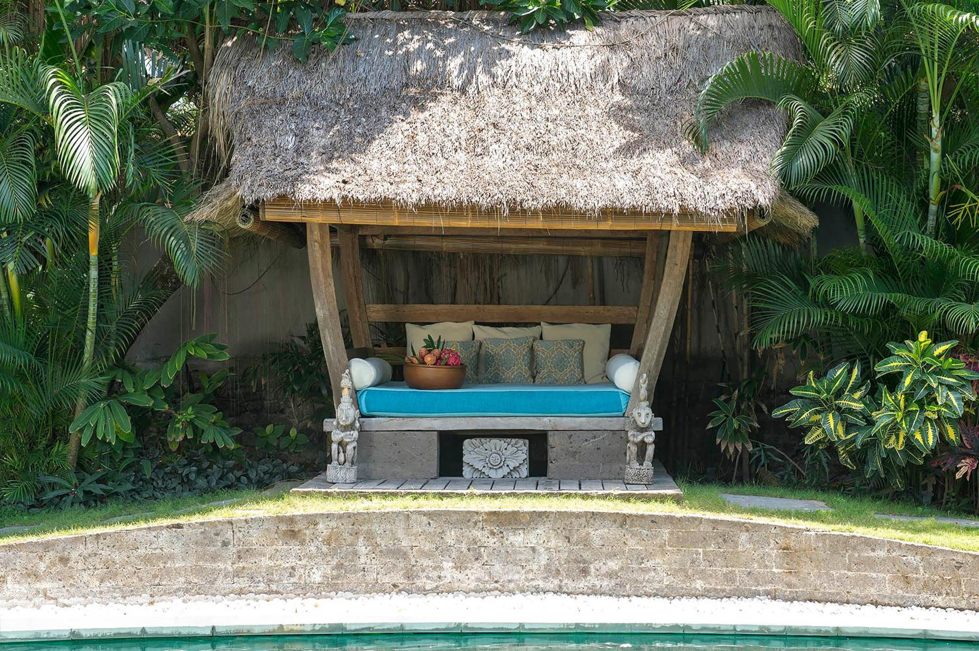 Lataliana Seminyak Villa Buitenkant foto