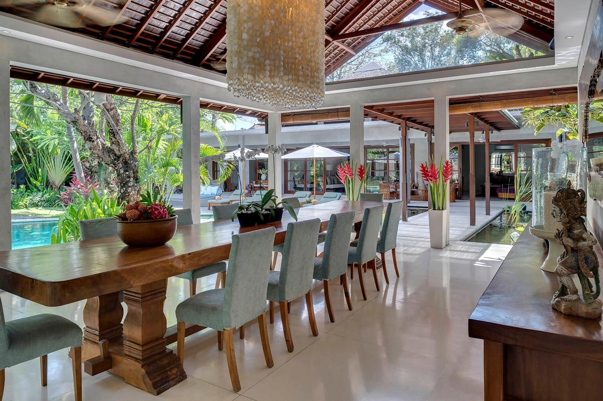 Lataliana Seminyak Villa Buitenkant foto