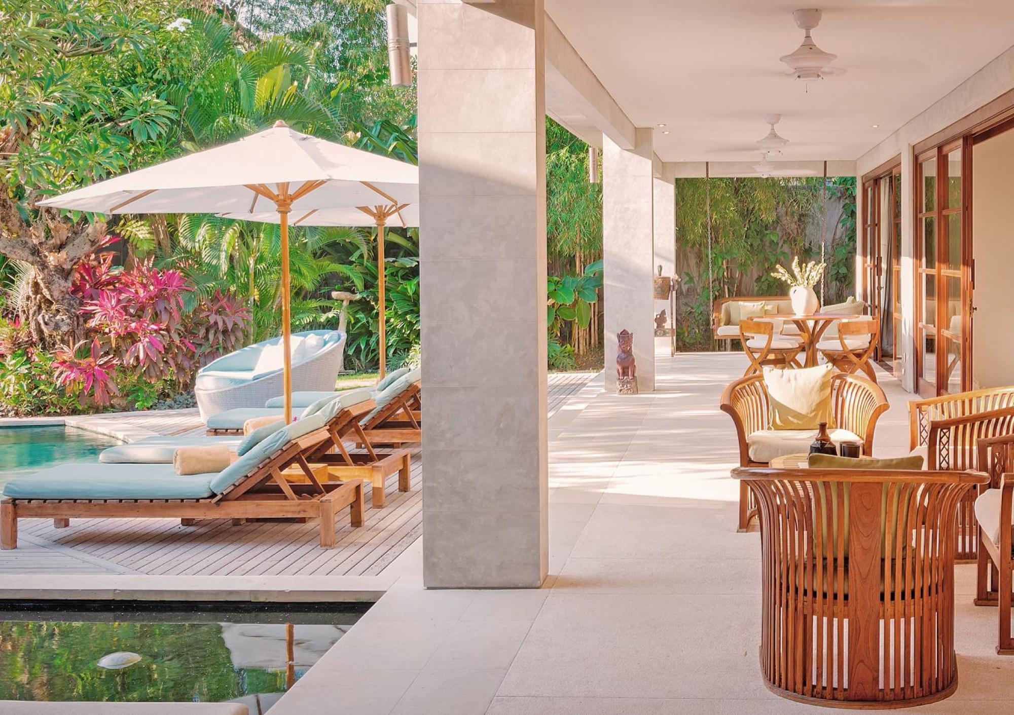 Lataliana Seminyak Villa Buitenkant foto
