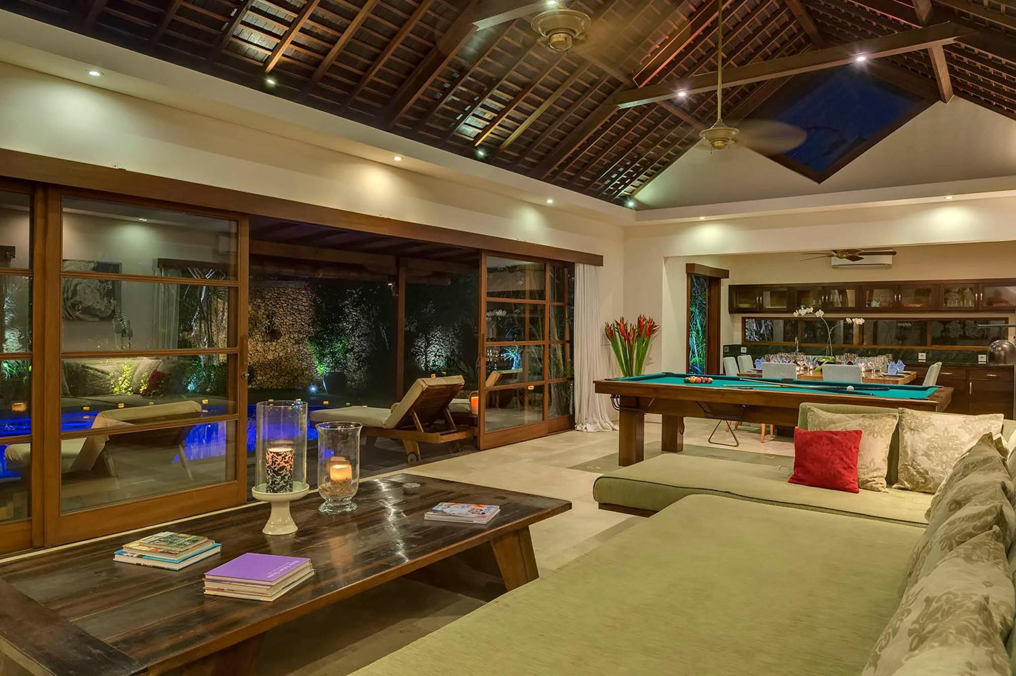 Lataliana Seminyak Villa Buitenkant foto
