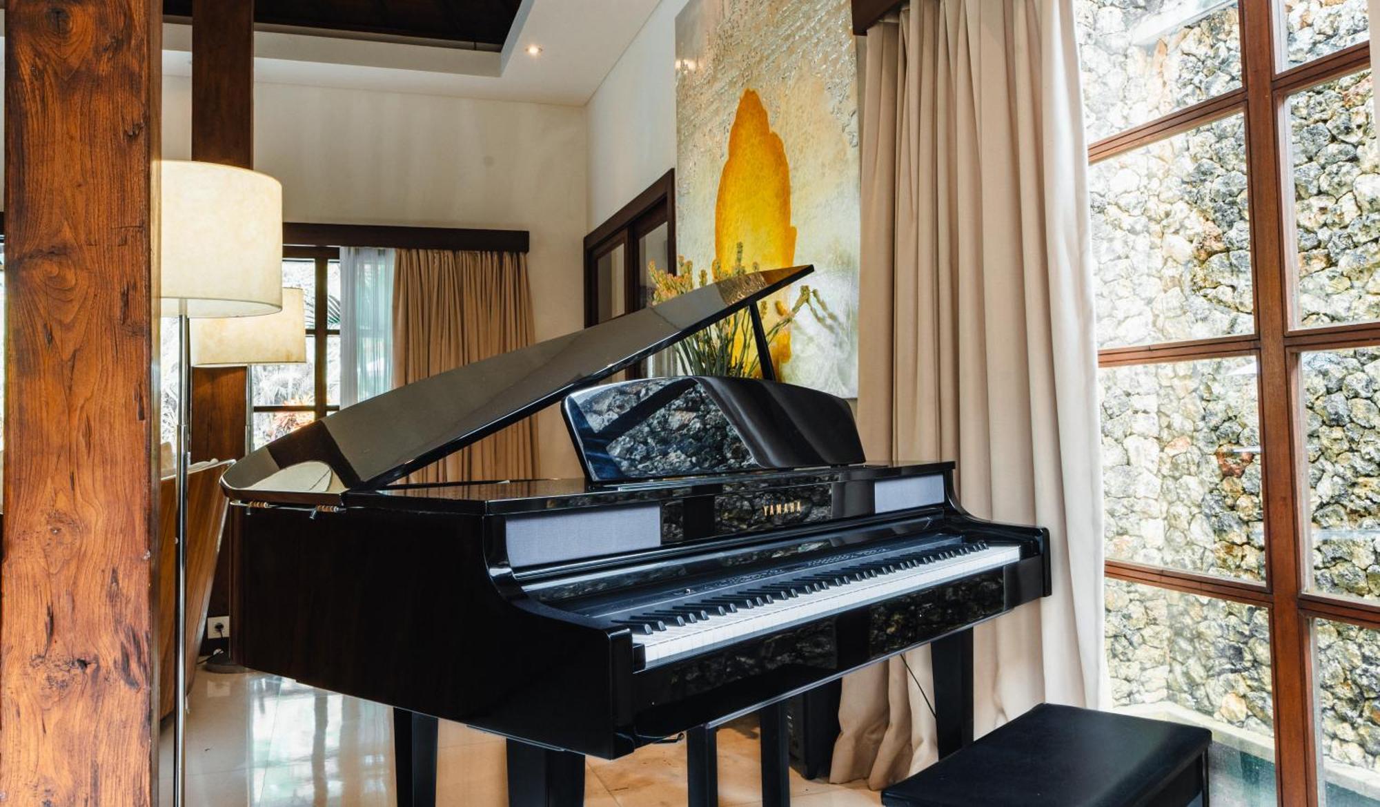 Lataliana Seminyak Villa Buitenkant foto